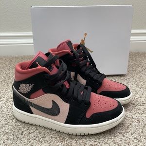 Women’s Air Jordan 1 Mid Size 5.0